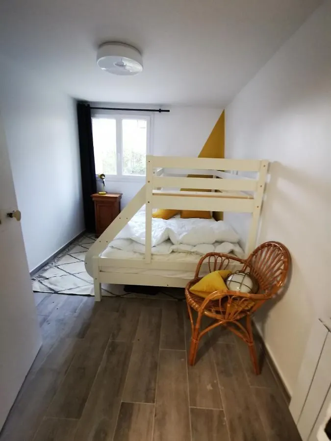 Appartement L'Ile Des Prevots à Crosne France